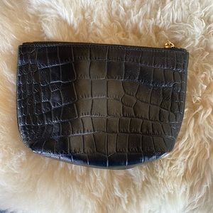 Cuyana Mini Leather Zipper Pouch